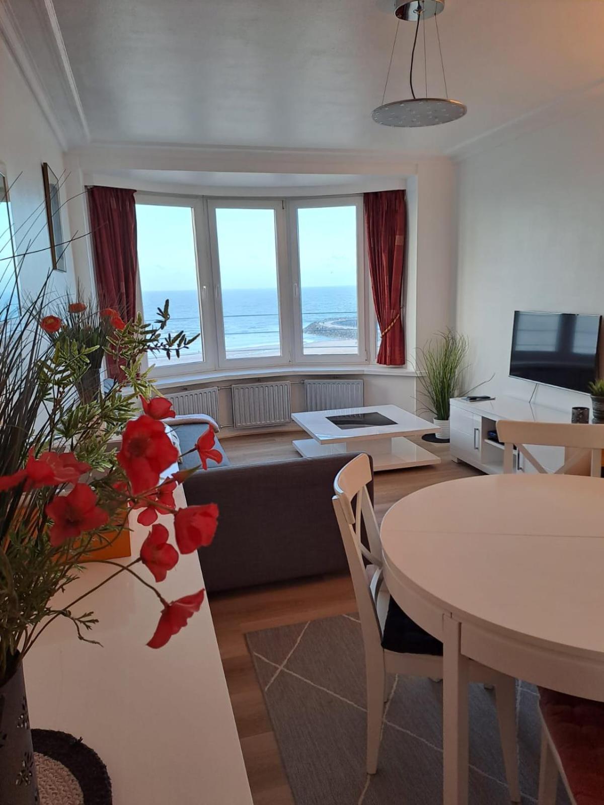 Appartement Met Prachtig Zicht Op Zee Ostende Kültér fotó